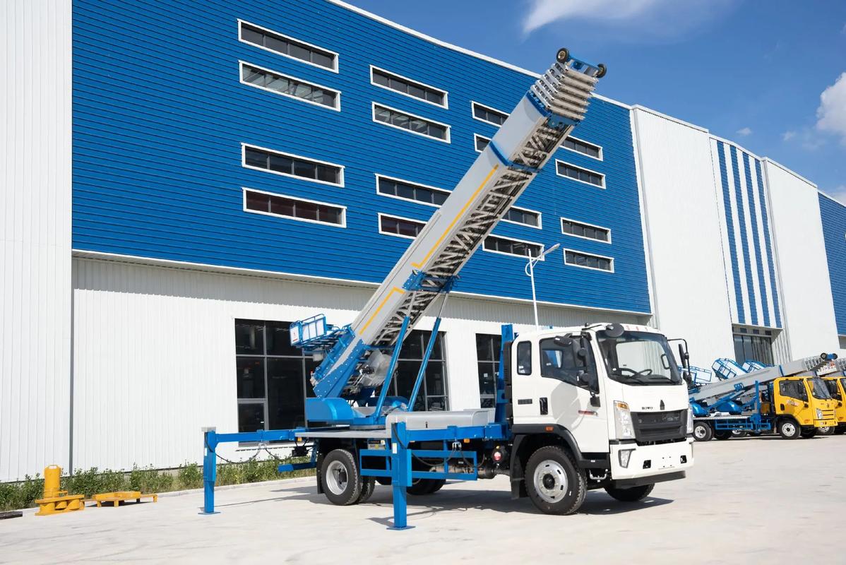 分宜县小型云梯车上料车租赁多少钱